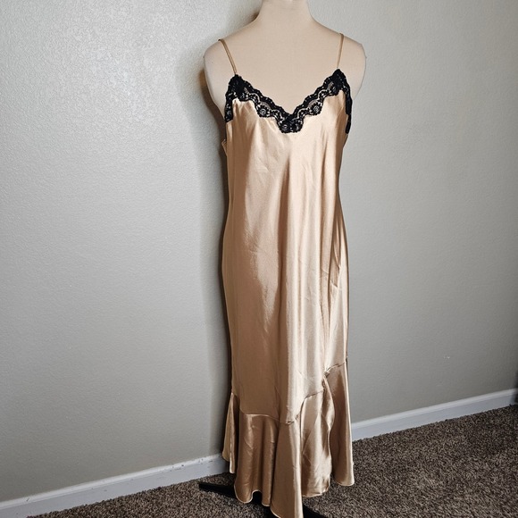 Vintage Dresses & Skirts - vintage Y2K Satin Slip Dress Black Lace Trim Dress Gold
